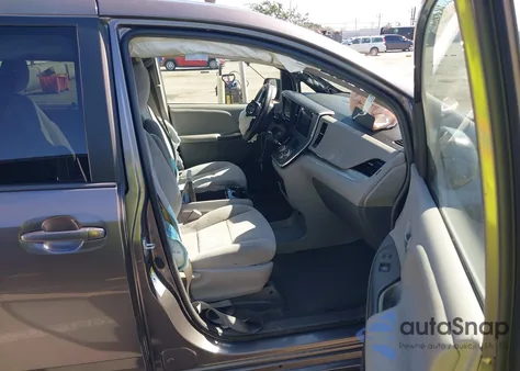 2016 Toyota Sienna Le 8 Passenger from USA, damaged, VIN 5TDKK3DC2GS757613